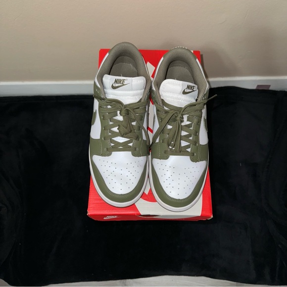 Nike Dunk Low - Picture 3 of 3